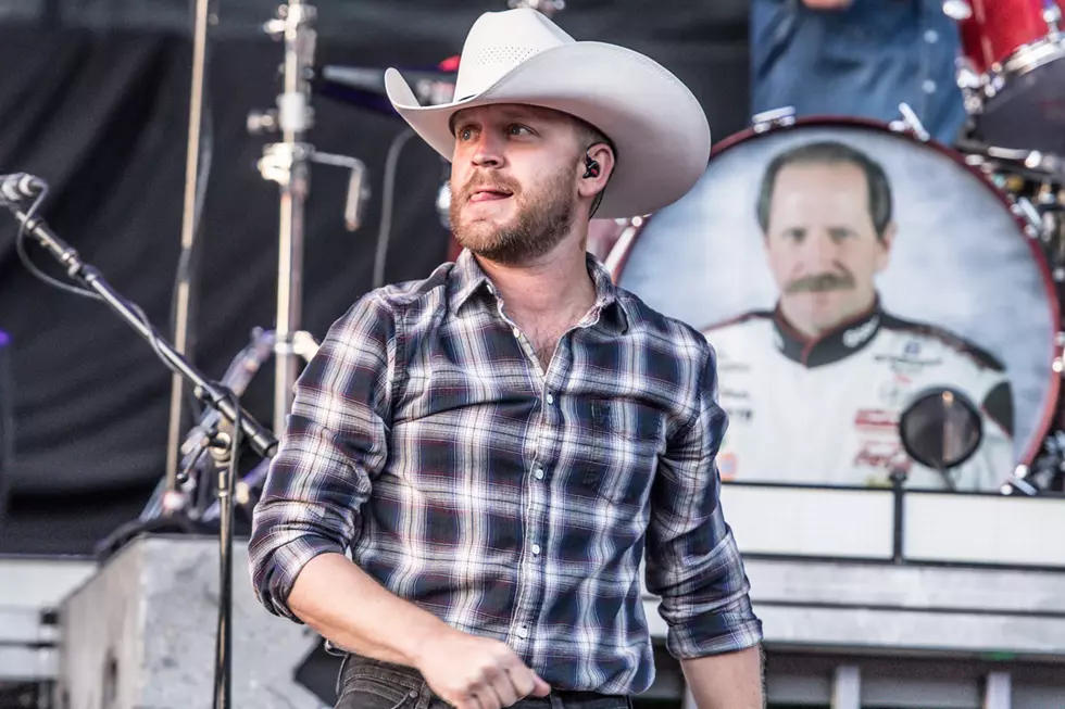 SATURDAY Small Town Fears: Justin Moore Shares What Keeps Him Up at Night